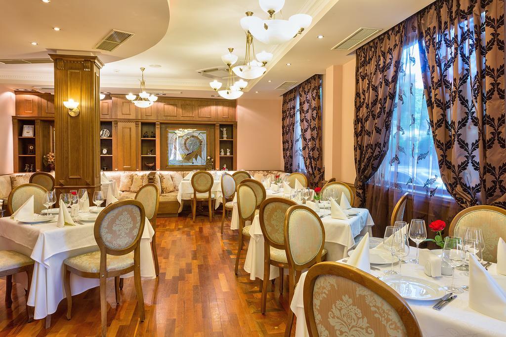 Hotel Club Central ヒサリャ エクステリア 写真